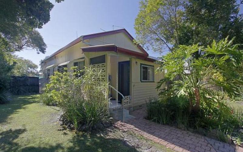 28 Carlyle Street, BYRON BAY NSW 2481 House Sold
