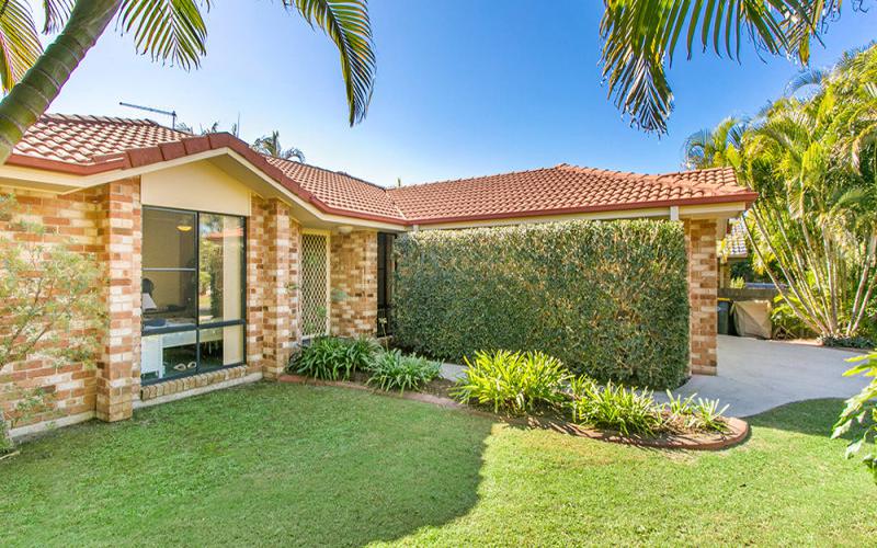 6 Coogera Circuit, SUFFOLK PARK NSW 2481 House Sold