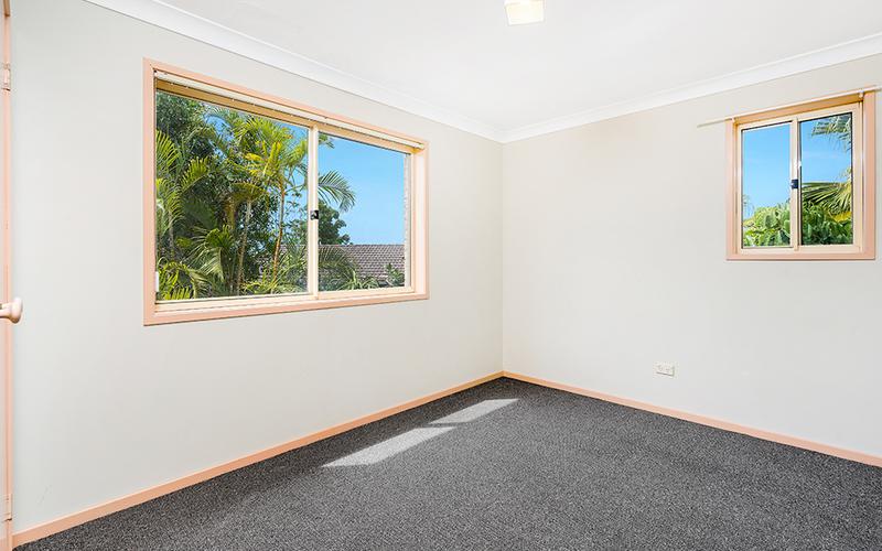 25 Tongarra Drive, Ocean Shores NSW 2483 Property Information