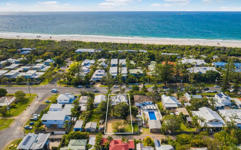 52 Shirley Street, Byron Bay NSW 2481 House Sold
