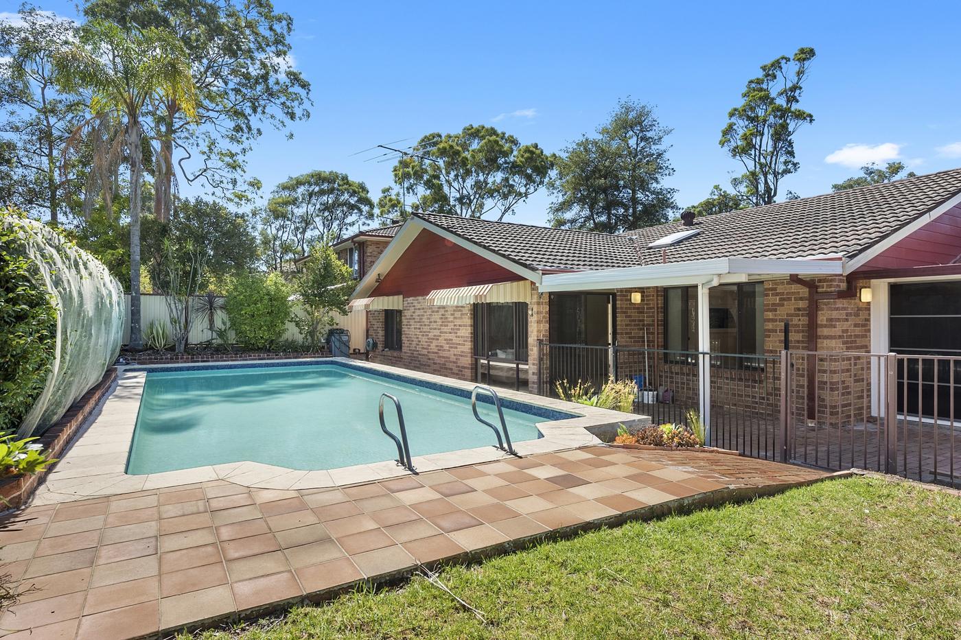 37 Tamarisk Crescent, Cherrybrook NSW 2126 House Sold