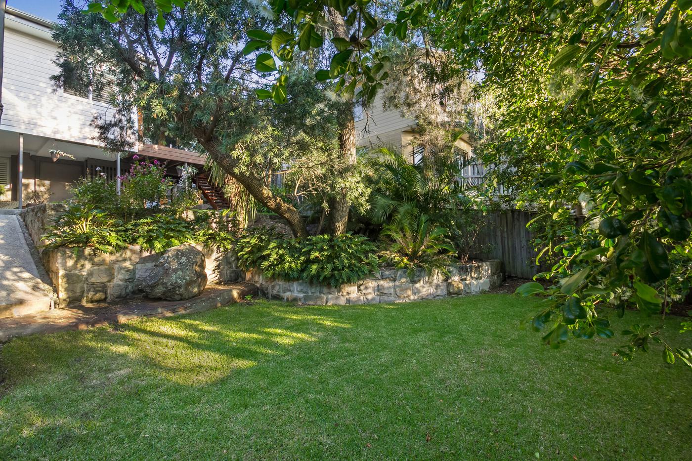 9 Ennerdale Crescent, Wheeler Heights NSW 2097 Property Information