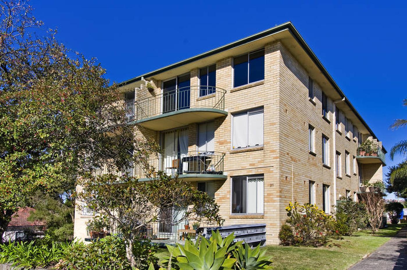 11/2527 Parkes Street, Manly Vale NSW 2093 Property Information
