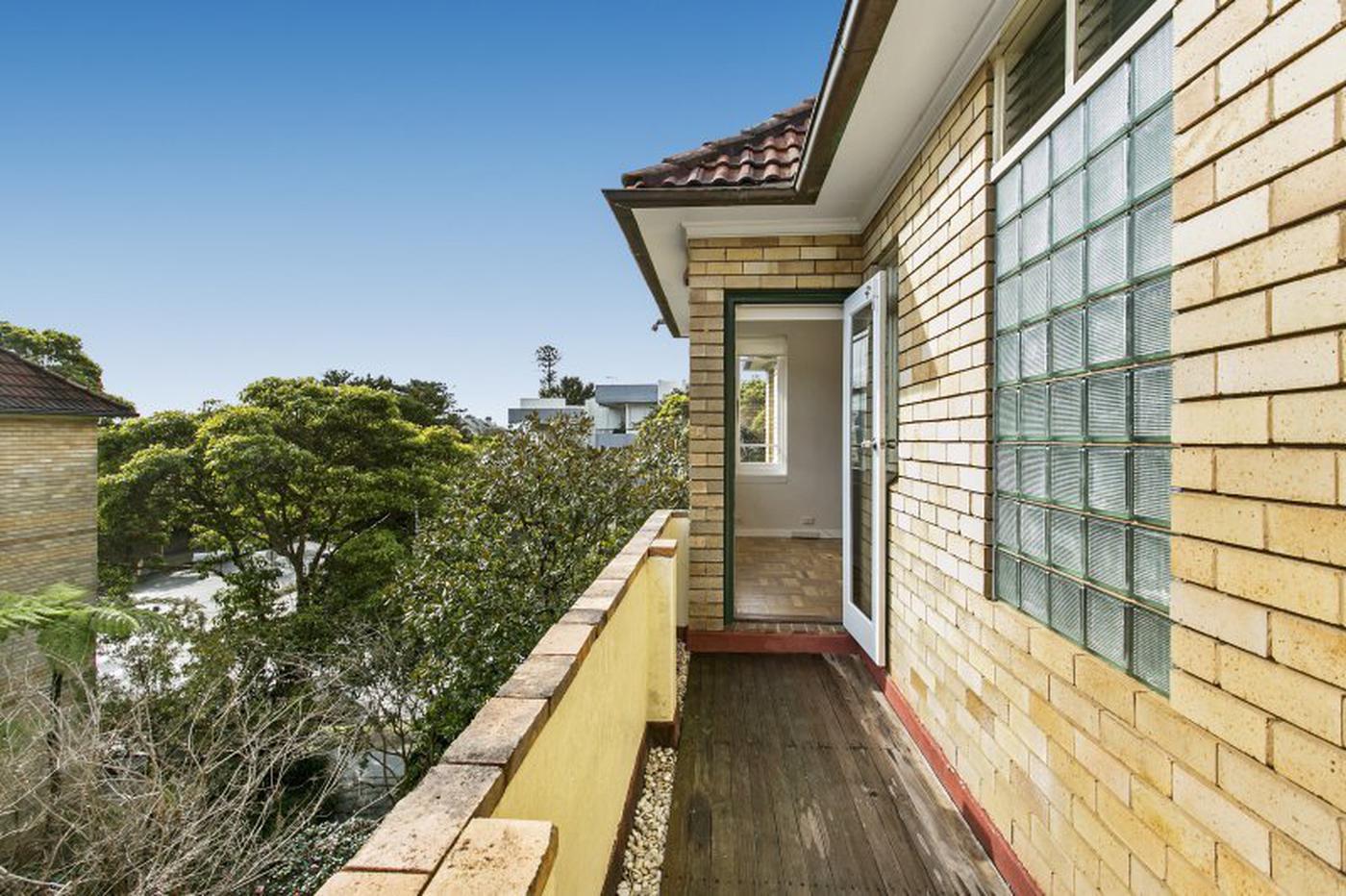 9/84A Darley Road, Manly NSW 2095 Property Information