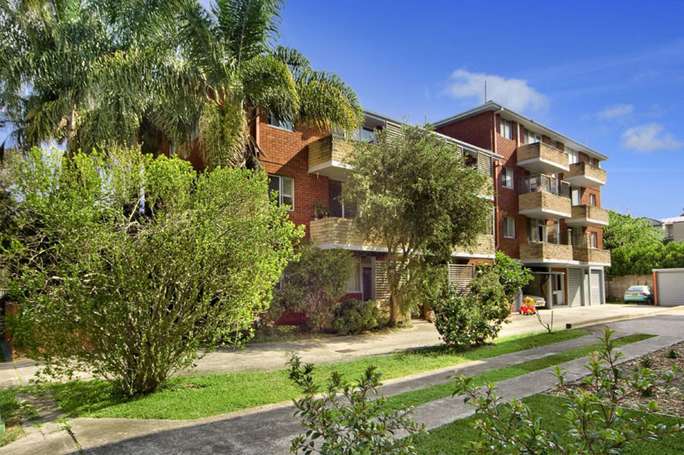 6/9 Fairway Close, Manly Vale NSW 2093 Property Information