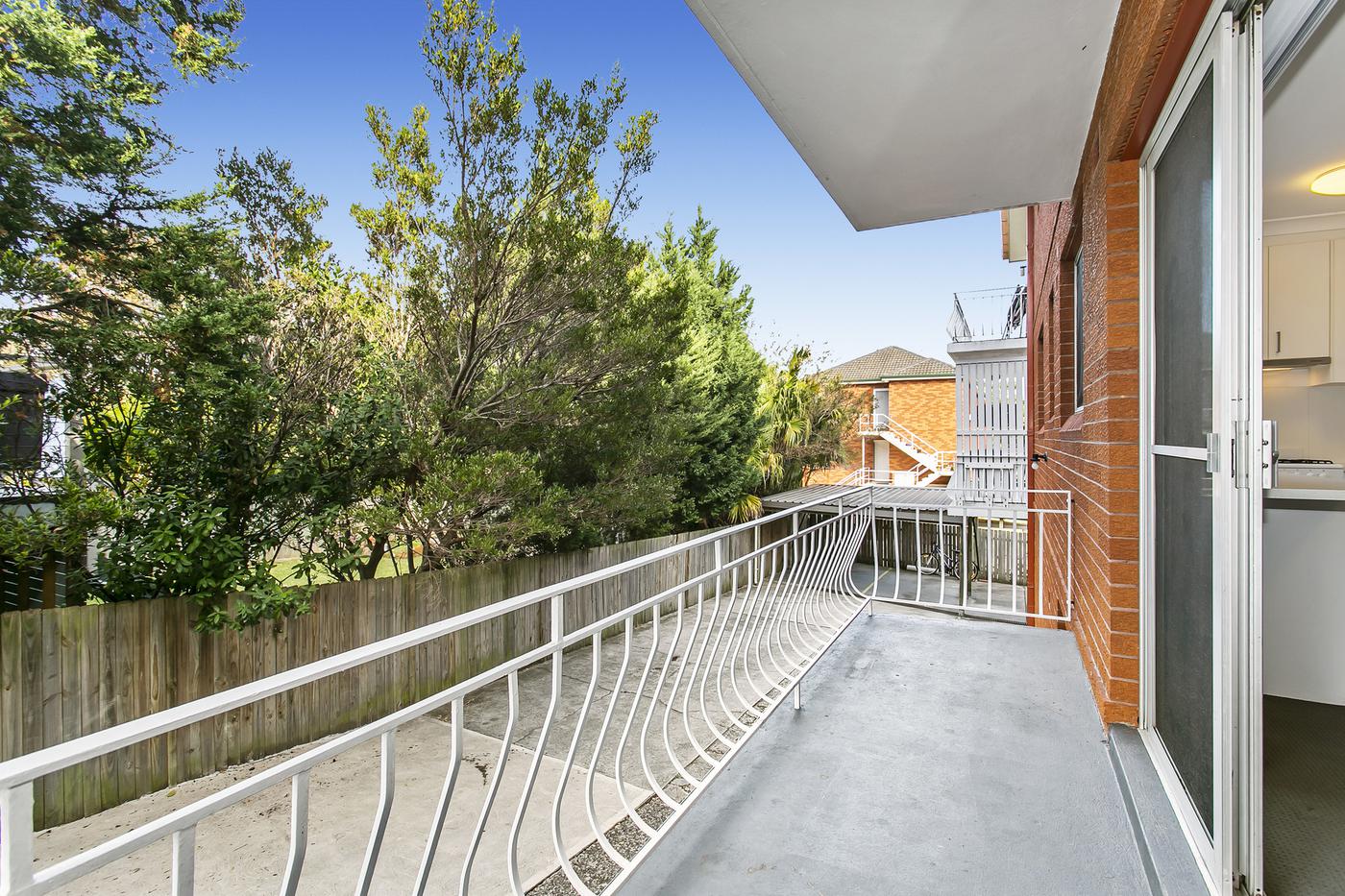 3/16 Wyadra Avenue, Freshwater NSW 2096 Property Information