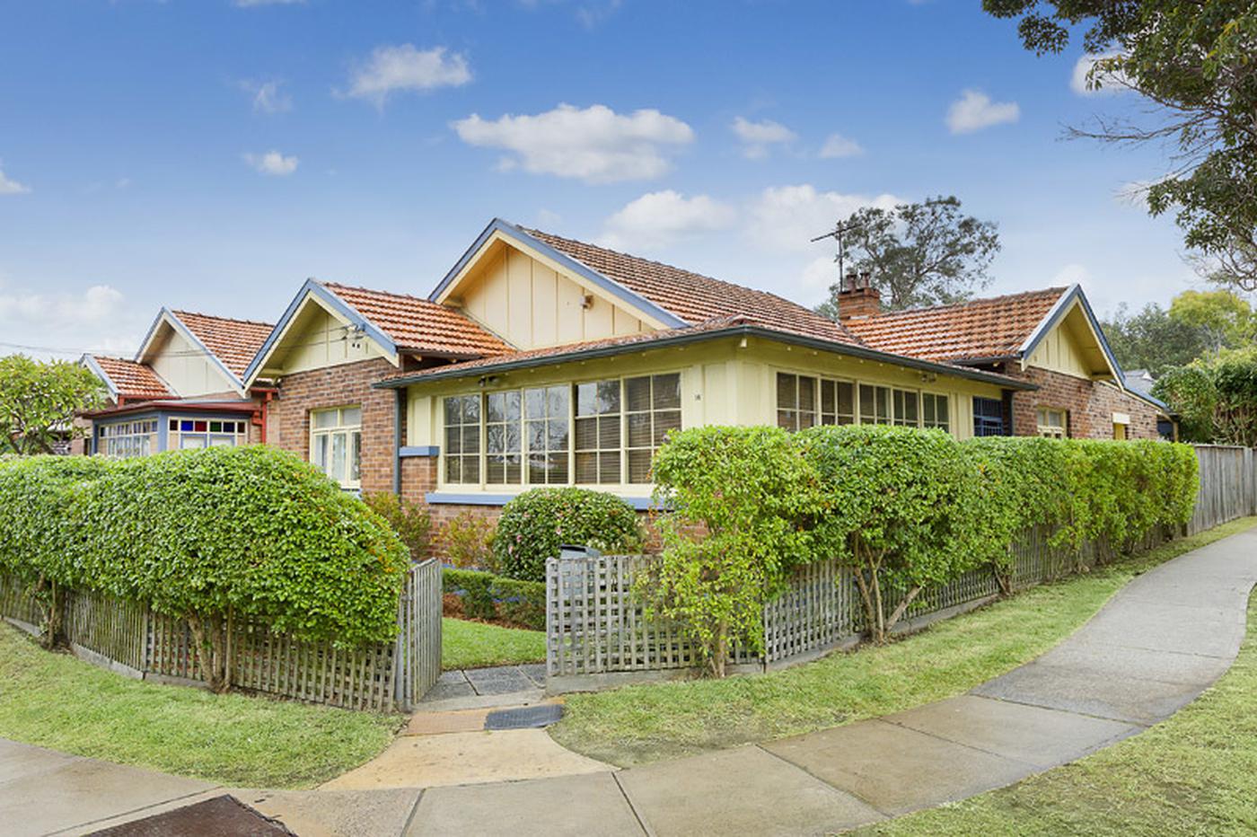 14 Alfred Road, Brookvale NSW 2100 House Sold