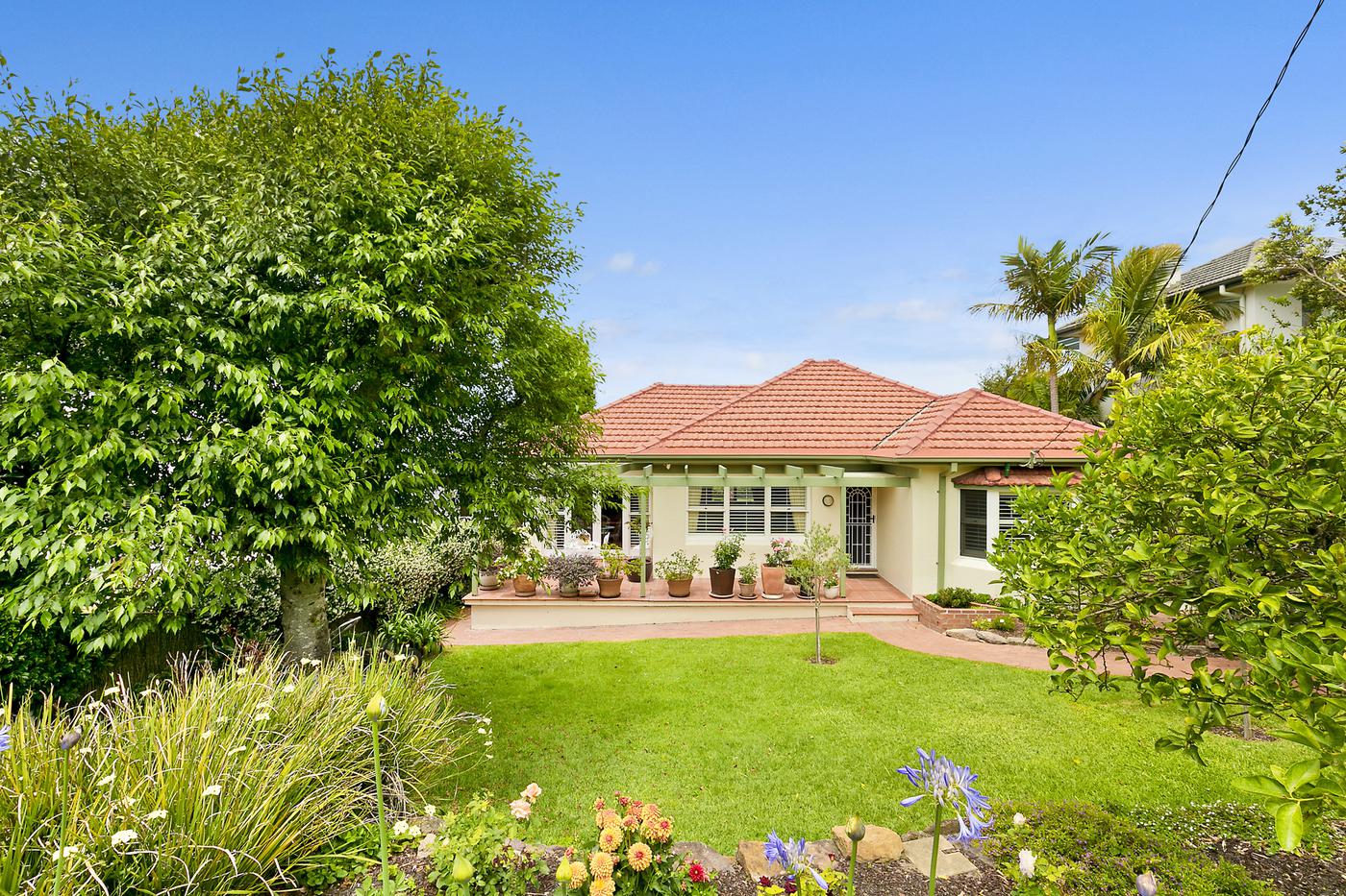27 Ponsonby Parade, Seaforth NSW 2092 House Sold