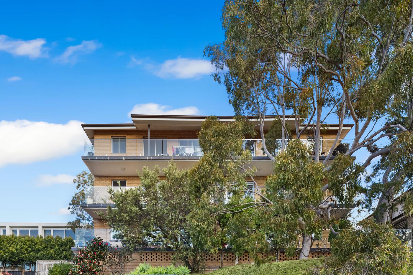 2/6 Hill Street, Queenscliff NSW 2096 House Sold