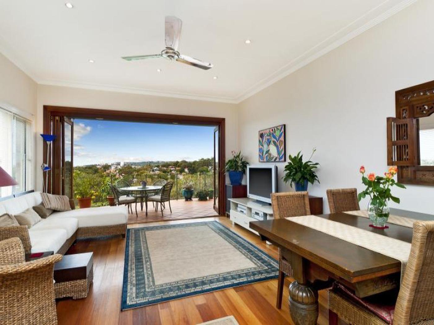 72 Woodland Street, BALGOWLAH HEIGHTS NSW 2093 House Sold