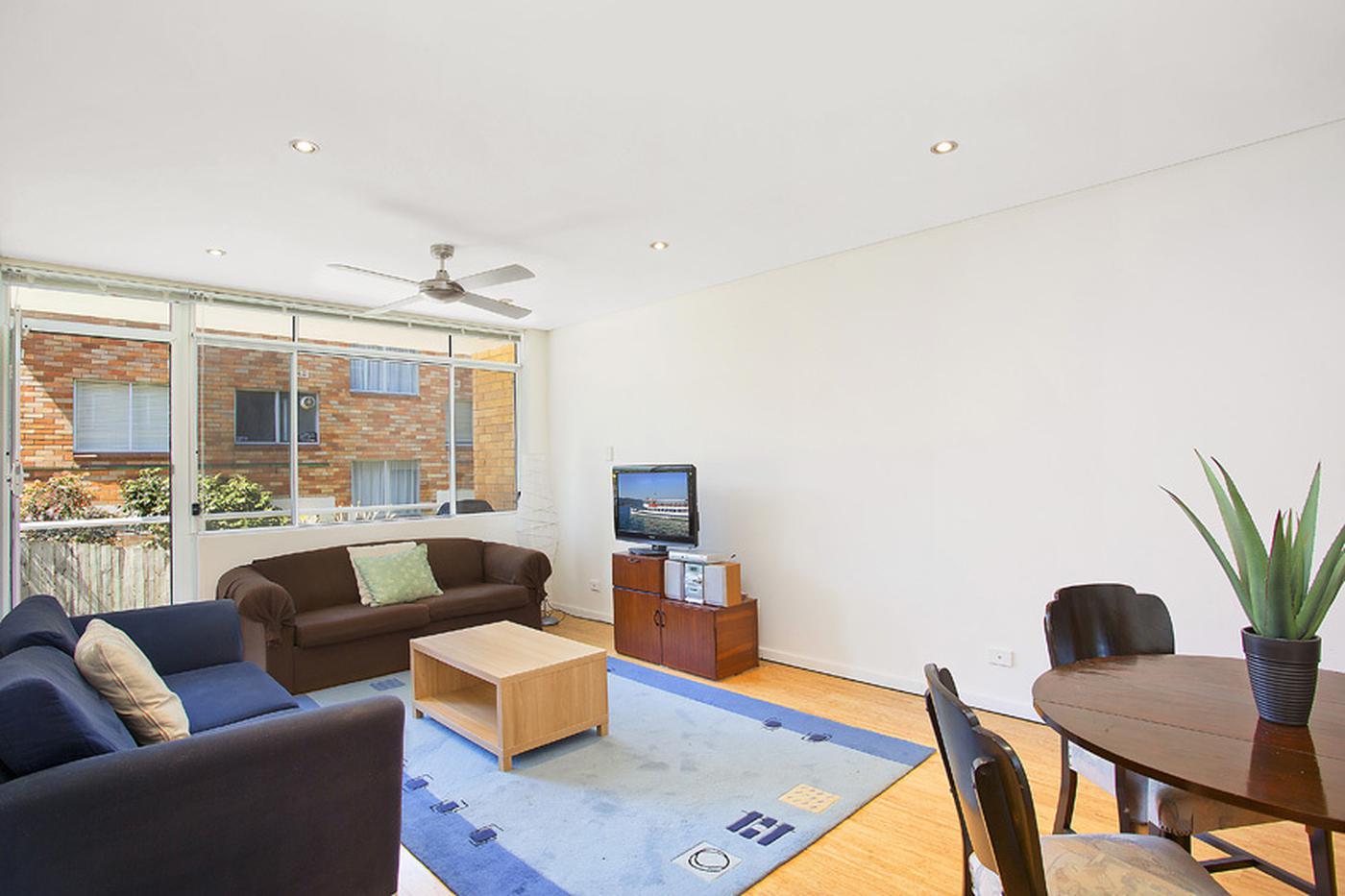 2/132 Queenscliff Road, Queenscliff NSW 2096 Unit Sold cunninghams