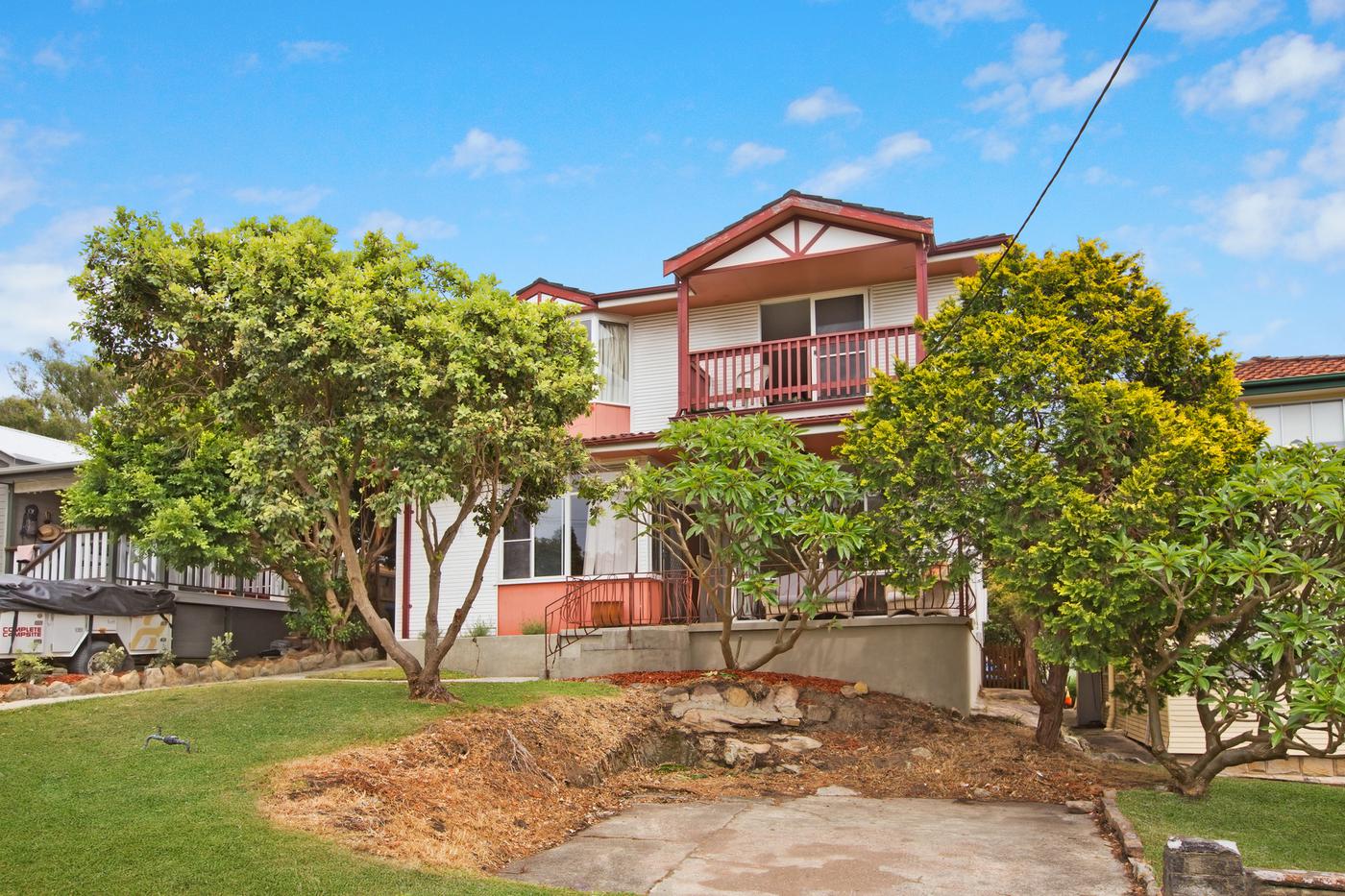 8 Seebrees Street, Manly Vale NSW 2093 House Sold