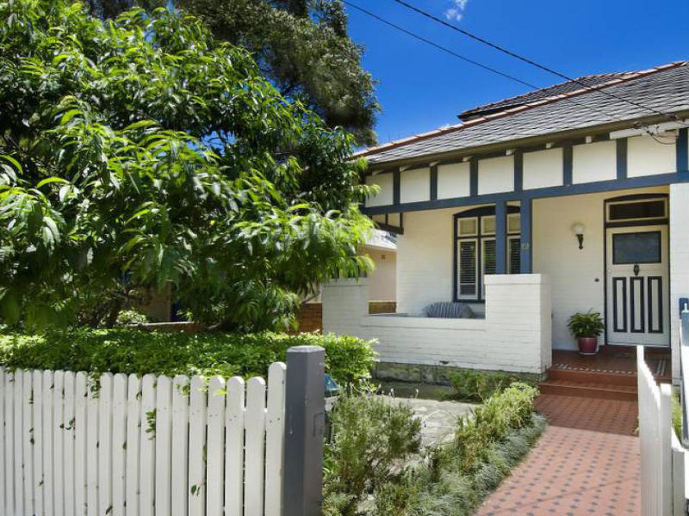 12 Cecil StreetFairlight