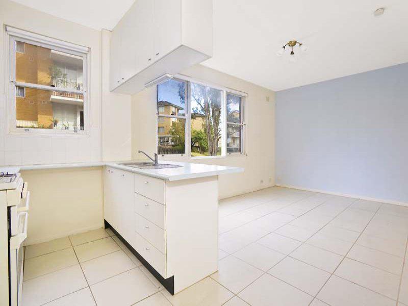 2/3 Rickard Street