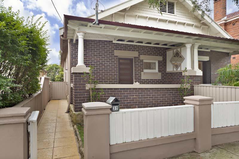 32 Griffiths Street