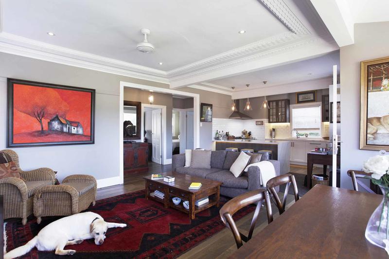 2/1 White Street