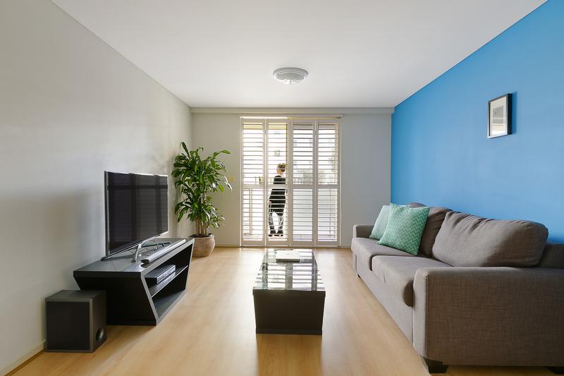 208/95 West Esplanade