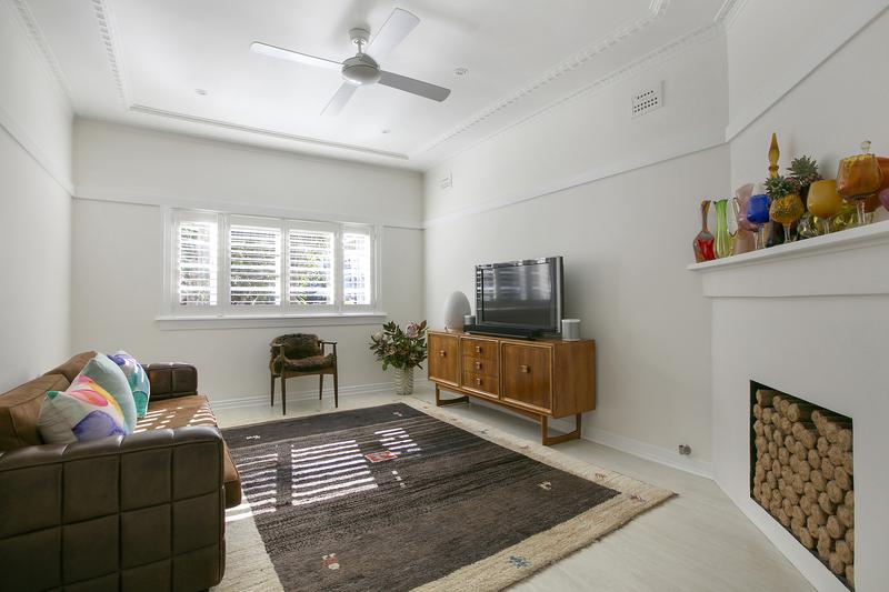 2/29 White Street