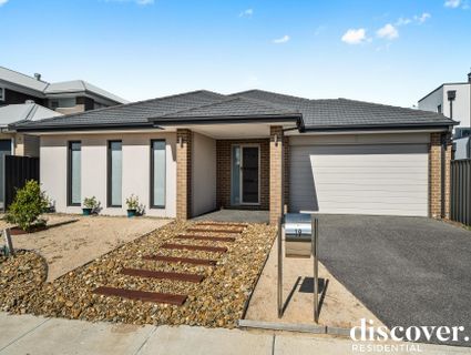 19 Celtic Drive, Cranbourne East, VIC, 3977