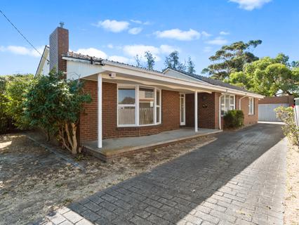 27 Ireland Street, Seaford, VIC, 3198