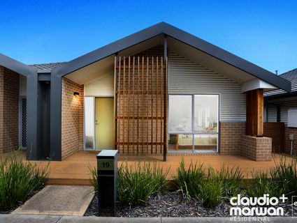 19 Valley Park Boulevard, Westmeadows, VIC, 3049