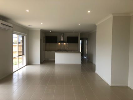 17 Larapinta Entrance, Werribee, VIC, 3030