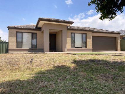 6 Amesbury Avenue, Wyndham Vale, VIC, 3024
