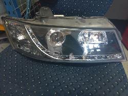 View Auto part Right Headlamp Holden Commodore 2006