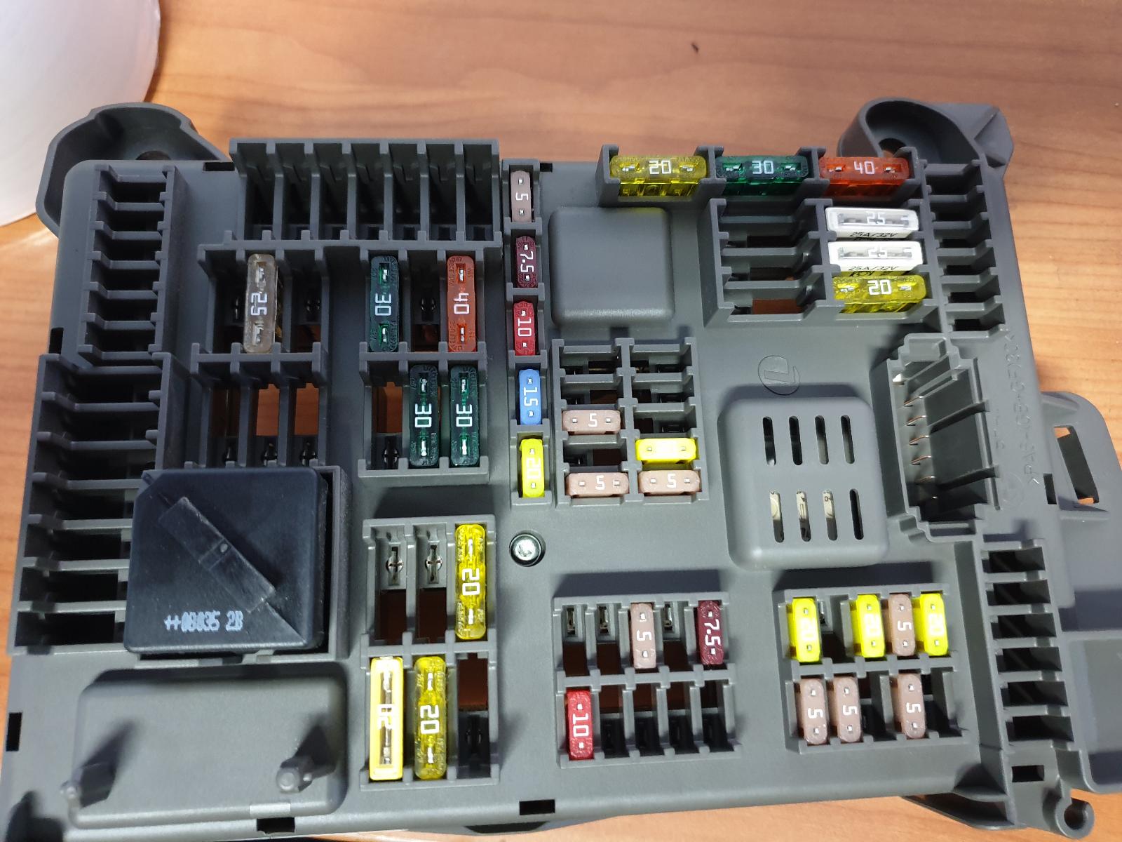 2008 Bmw X5 Fuse Box View Auto part Fuse Box Bmw X5 2008