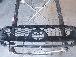 View Auto part Grille Toyota Hilux 2009