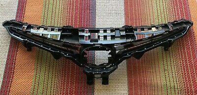 View Auto part Grille Toyota Camry 2018