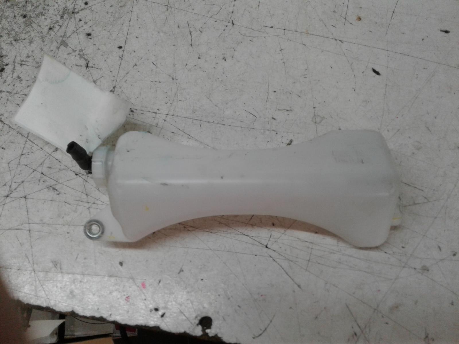 View Auto part Overflow Bottle Honda Jazz 2018