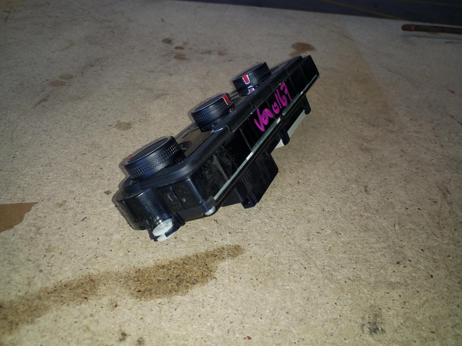View Auto part Heater/Ac Controls Volkswagen Jetta 2015