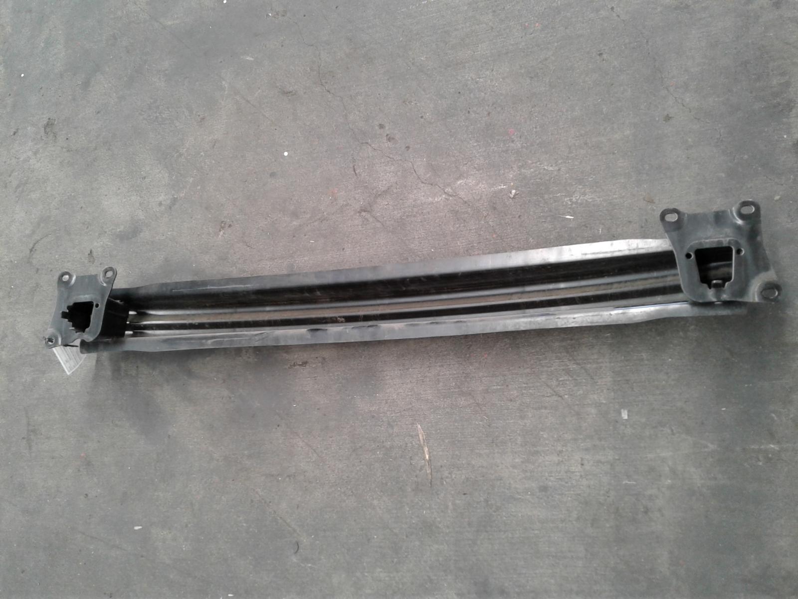 View Auto part R/Bar Bracket/Reinfo Volkswagen Golf 2006
