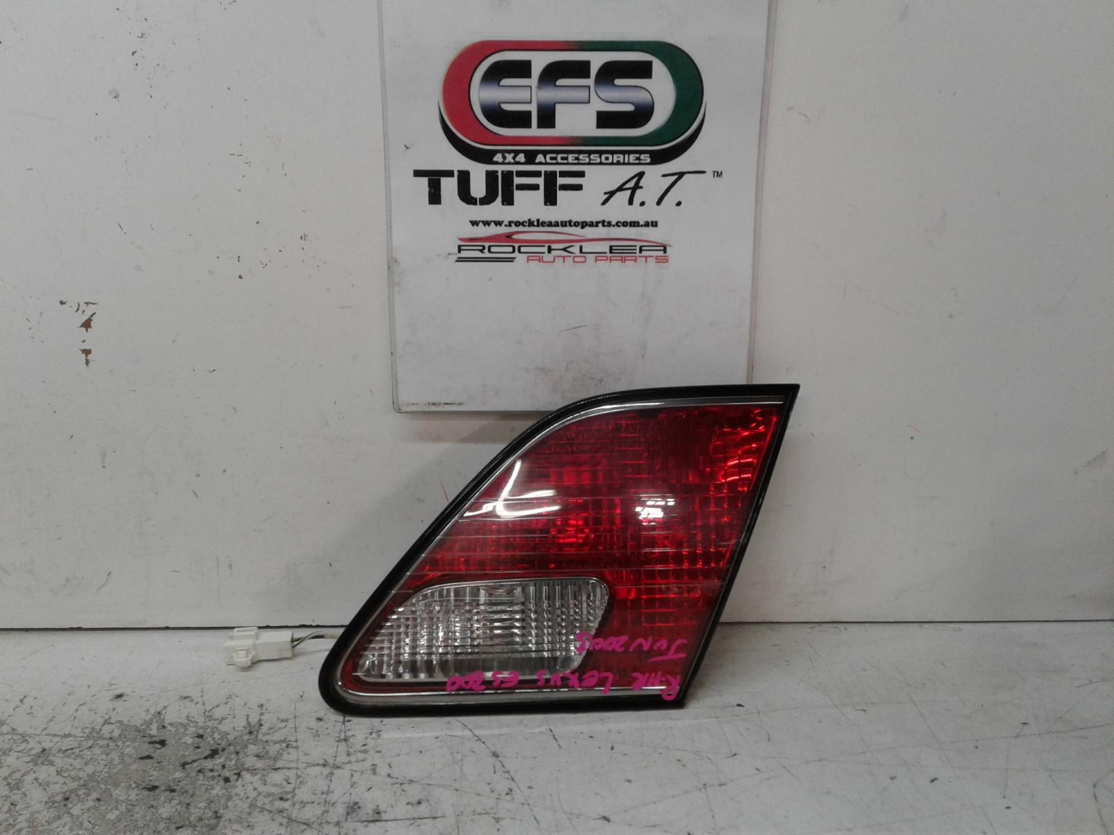 View Auto part Rear Garnish Lexus Es300 (92-05) 2003
