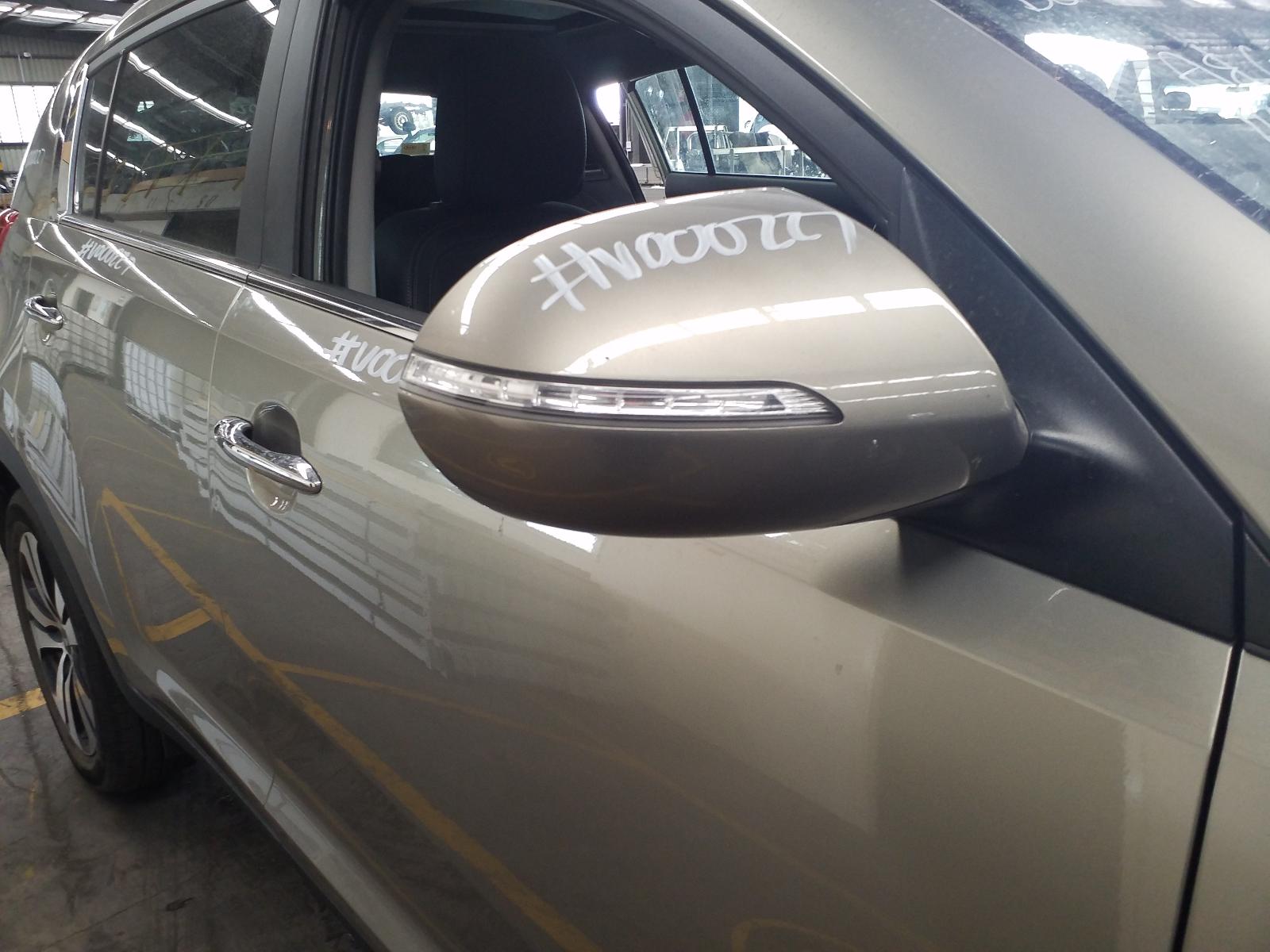 View Auto part Instrument Cluster Kia Sportage 2013