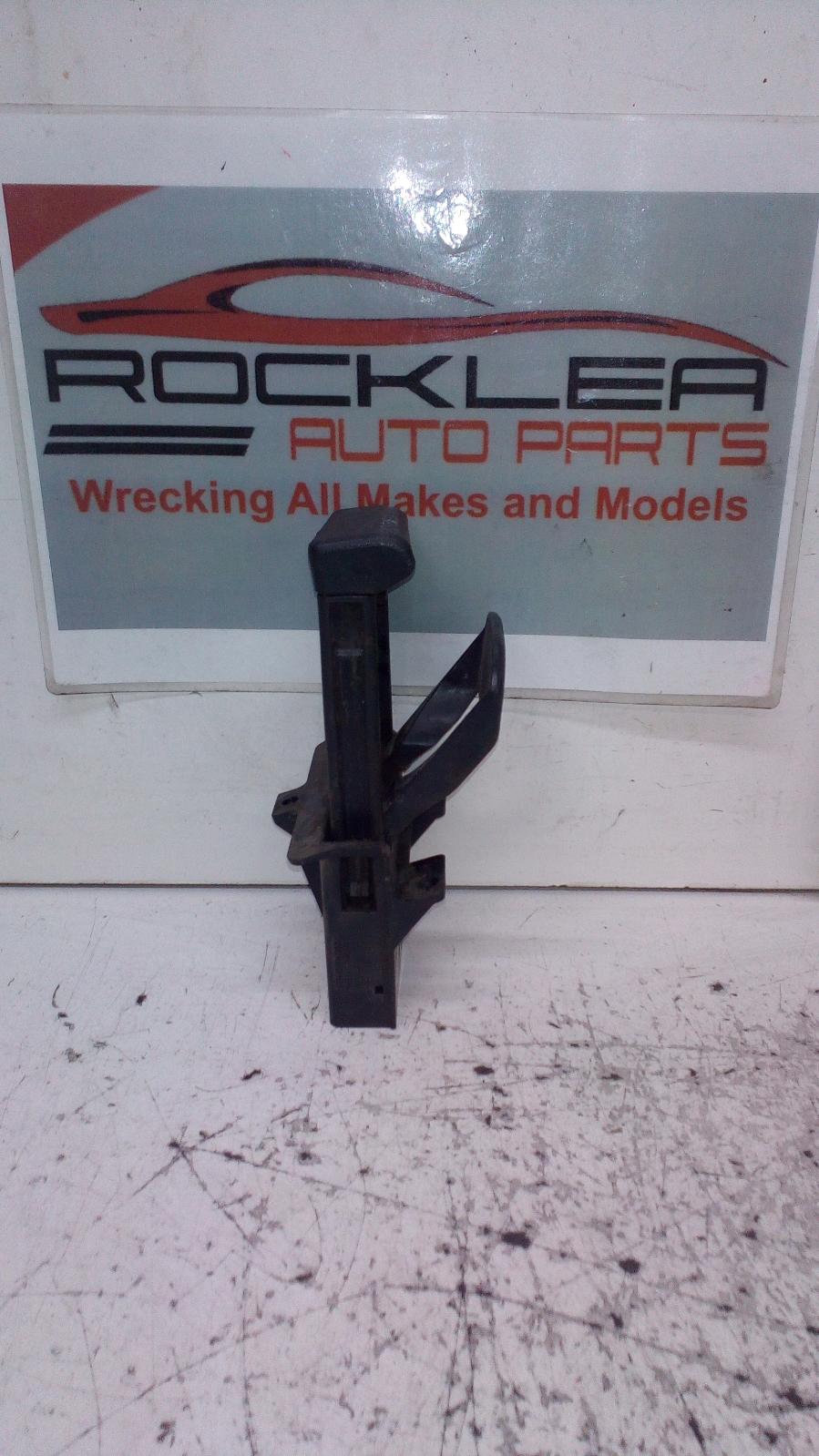 View Auto part Trim Panel Toyota Hilux 2007