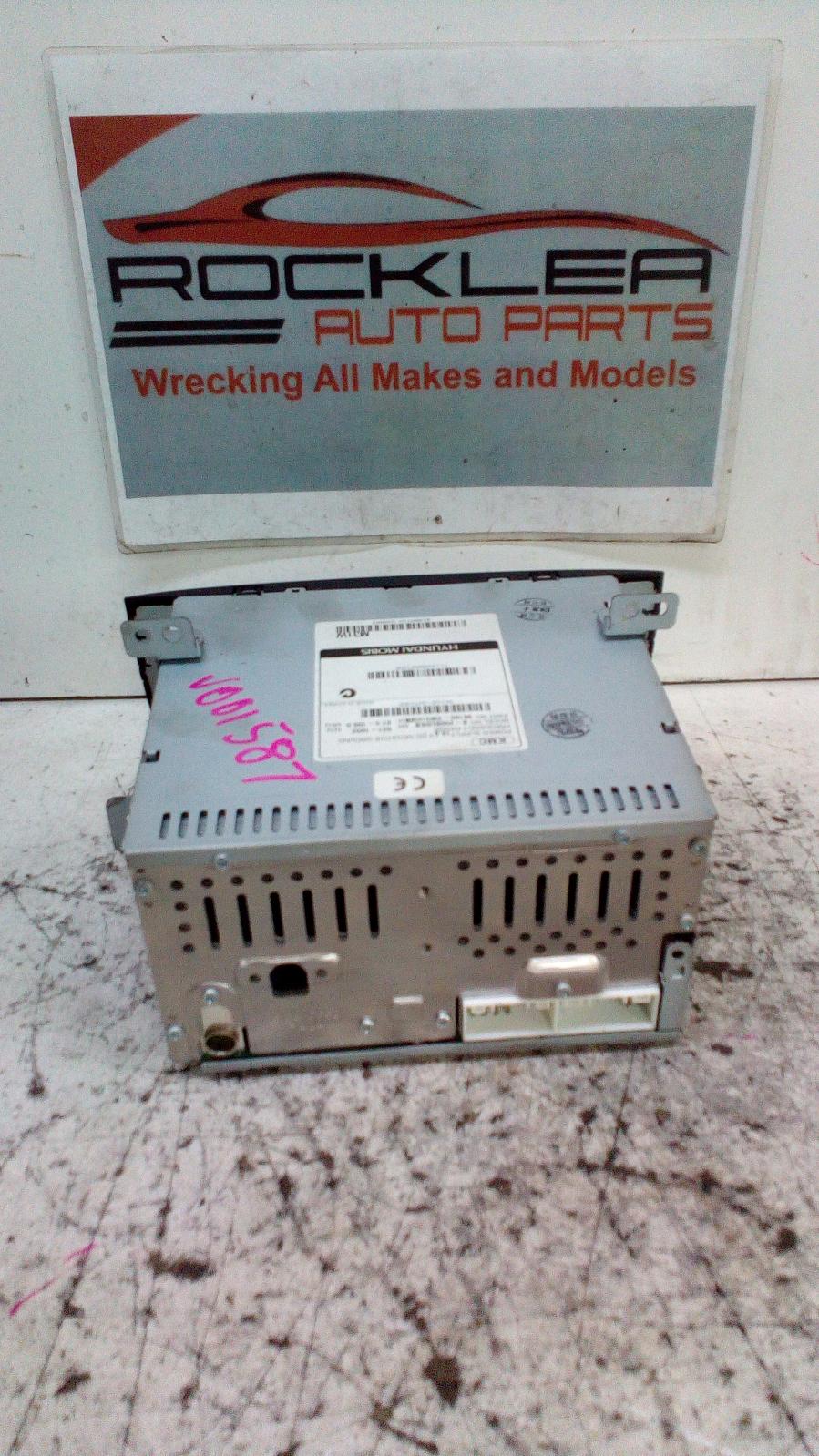 View Auto part Radio/Cd/Dvd/Sat/Tv Kia Sportage 2011