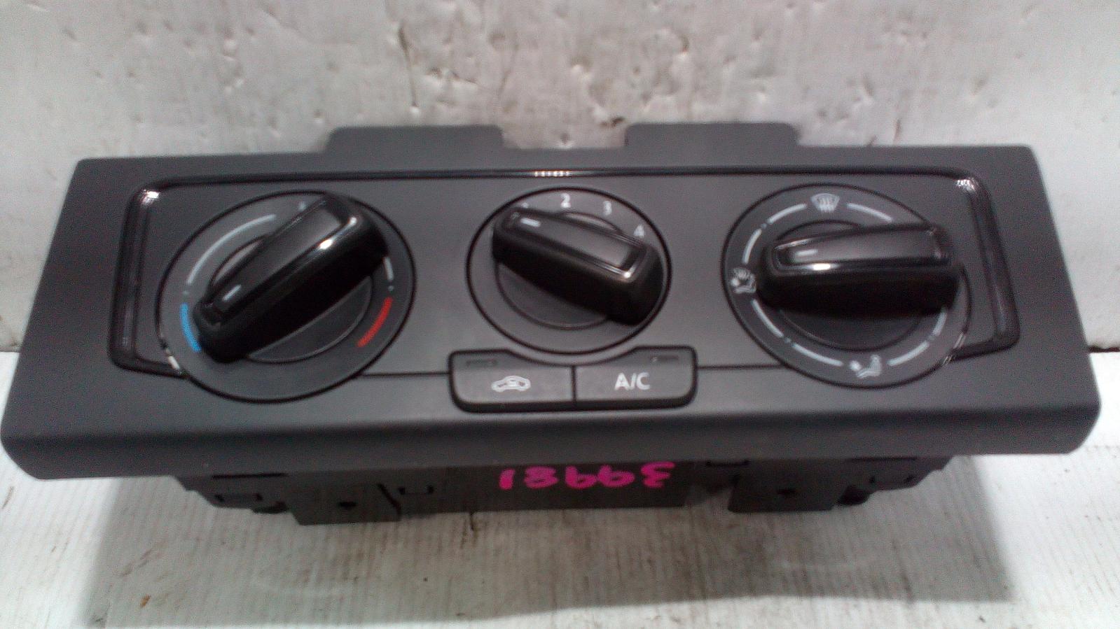 View Auto part Heater/Ac Controls Volkswagen Polo 2016