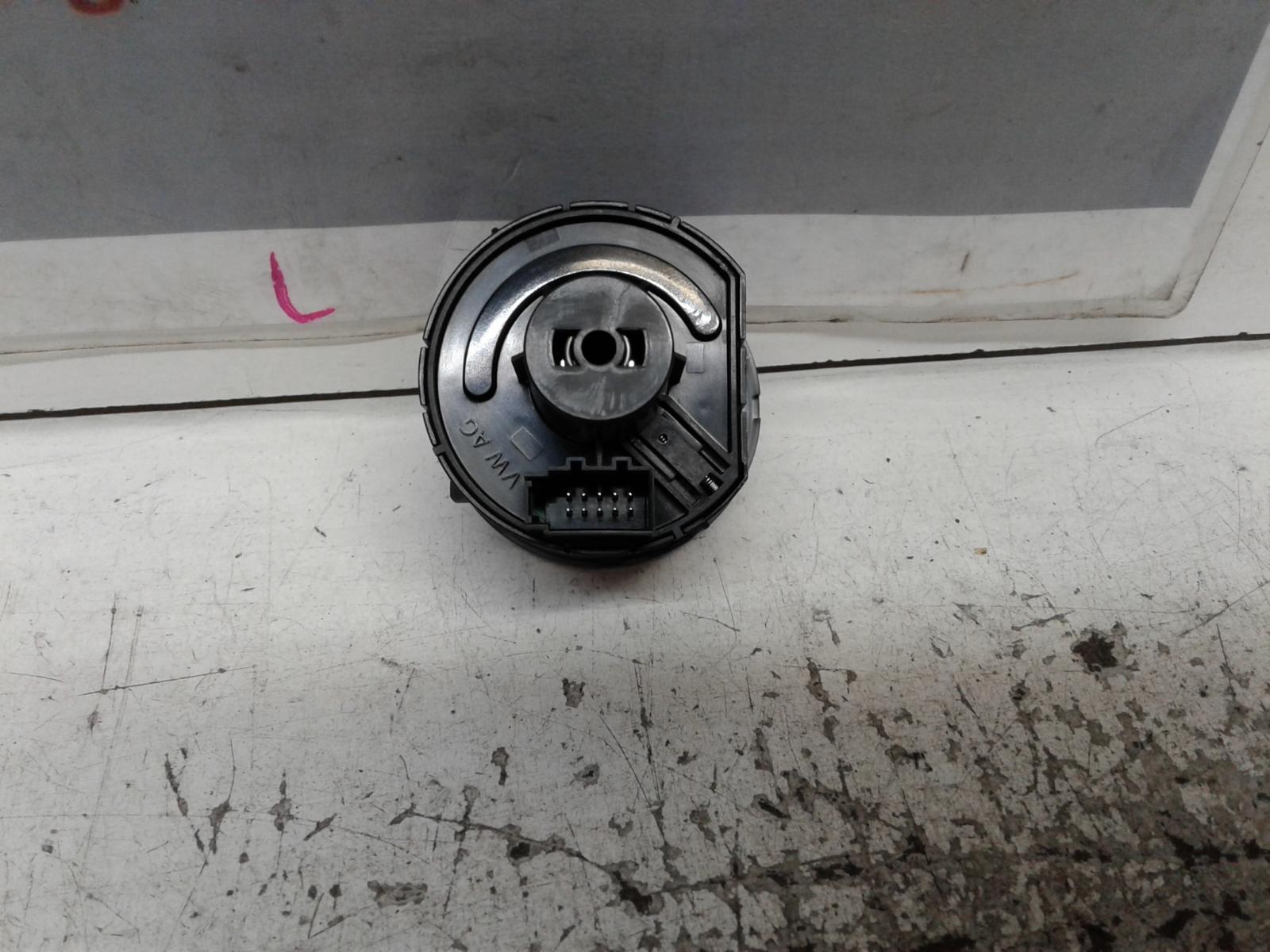 2016 Volkswagen Polo Combination Switch View Auto part Combination Switch Volkswagen Polo 2016