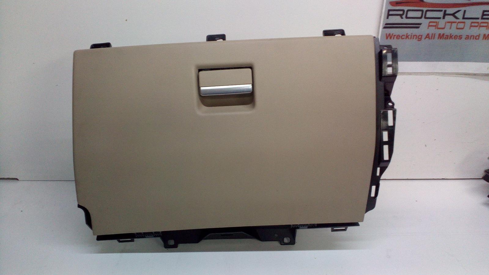 View Auto part Glove Box Land Rover Rangerover Evoque 2012