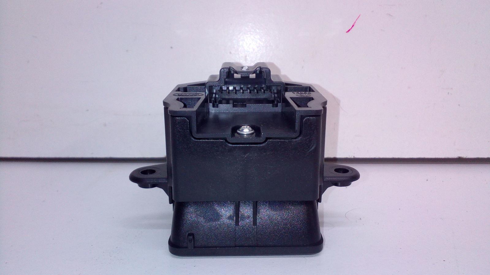 View Auto part Misc Switch/Relay Land Rover Rangerover Evoque 2012