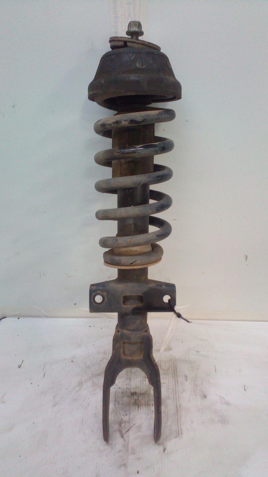 View Auto part Right Front Strut Volkswagen Amarok 2012