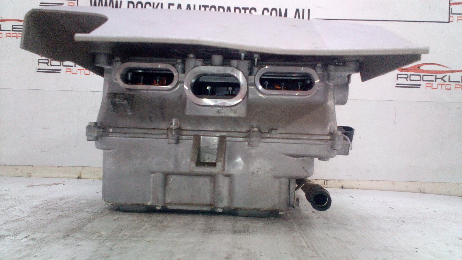 View Auto part Battery Mitsubishi Outlander 2014