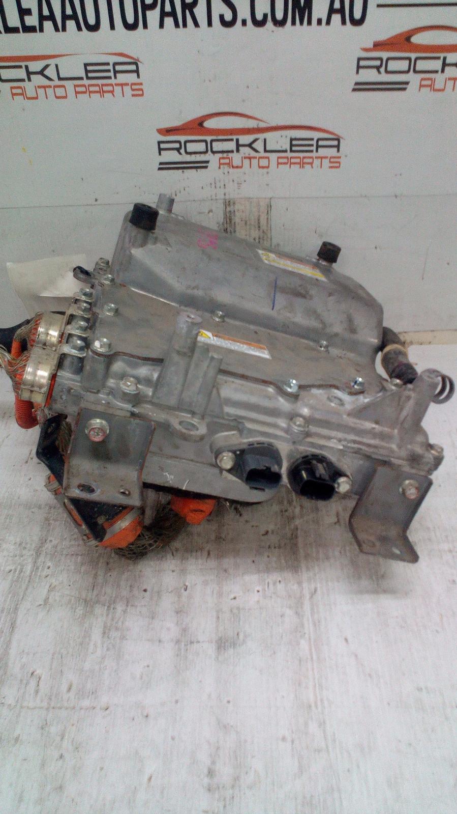 View Auto part Battery Mitsubishi Outlander 2014