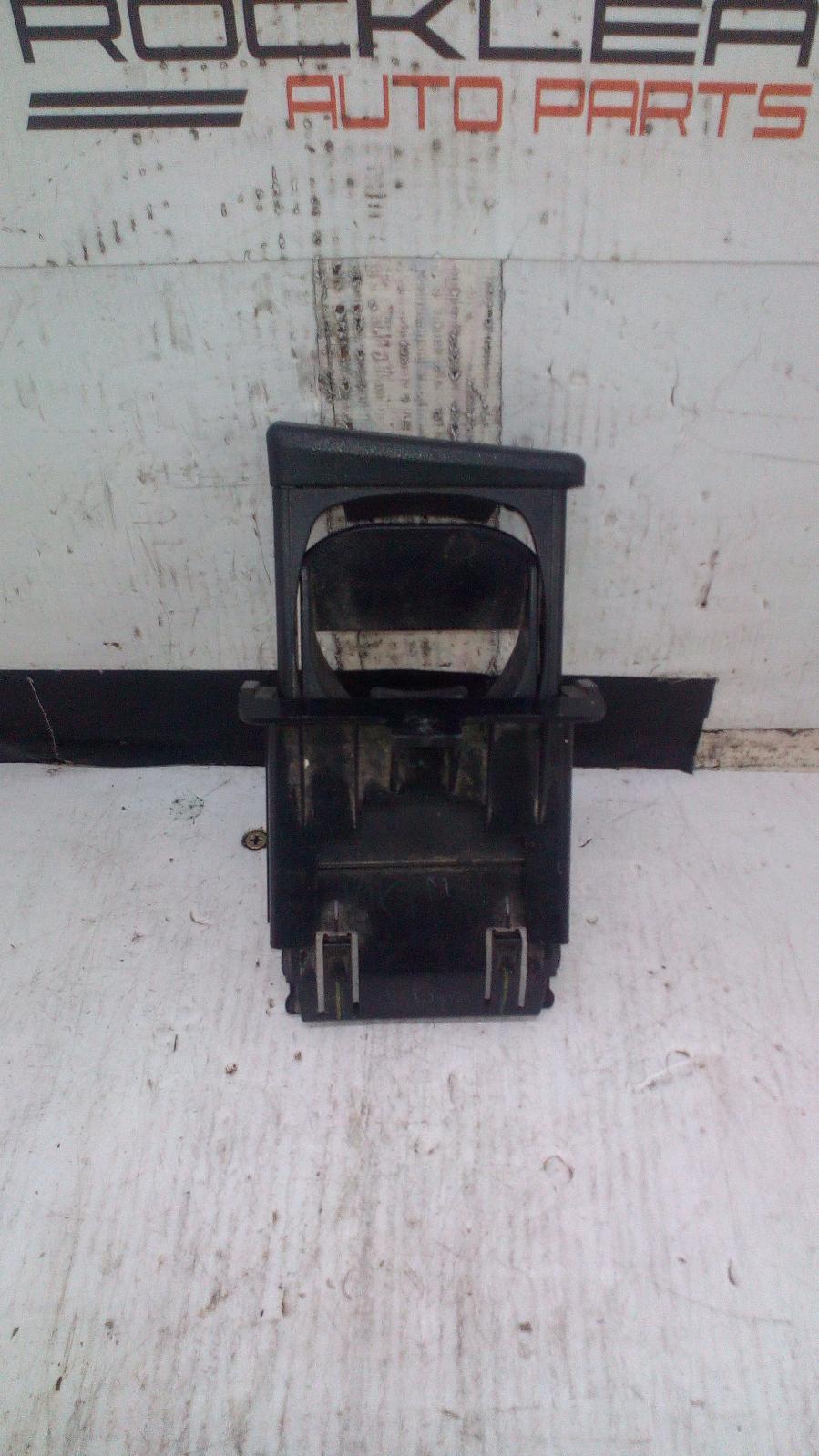 View Auto part Trim Panel Toyota Hilux 2006