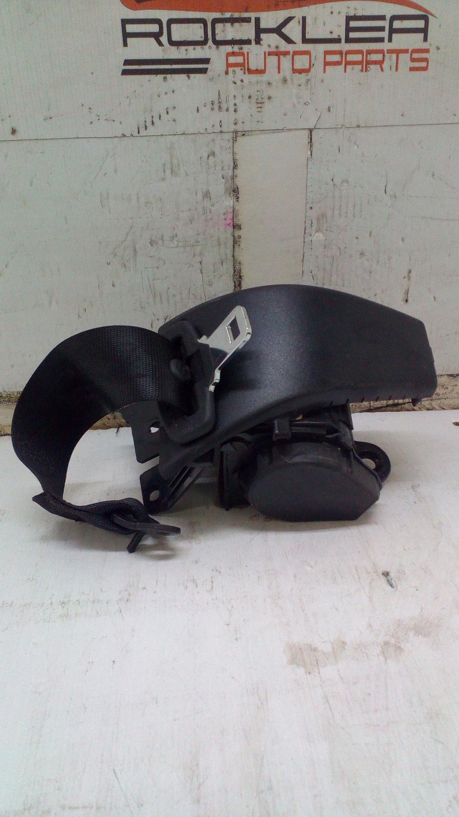 View Auto part Seatbelt/Stalk Bmw 2 Series 2016