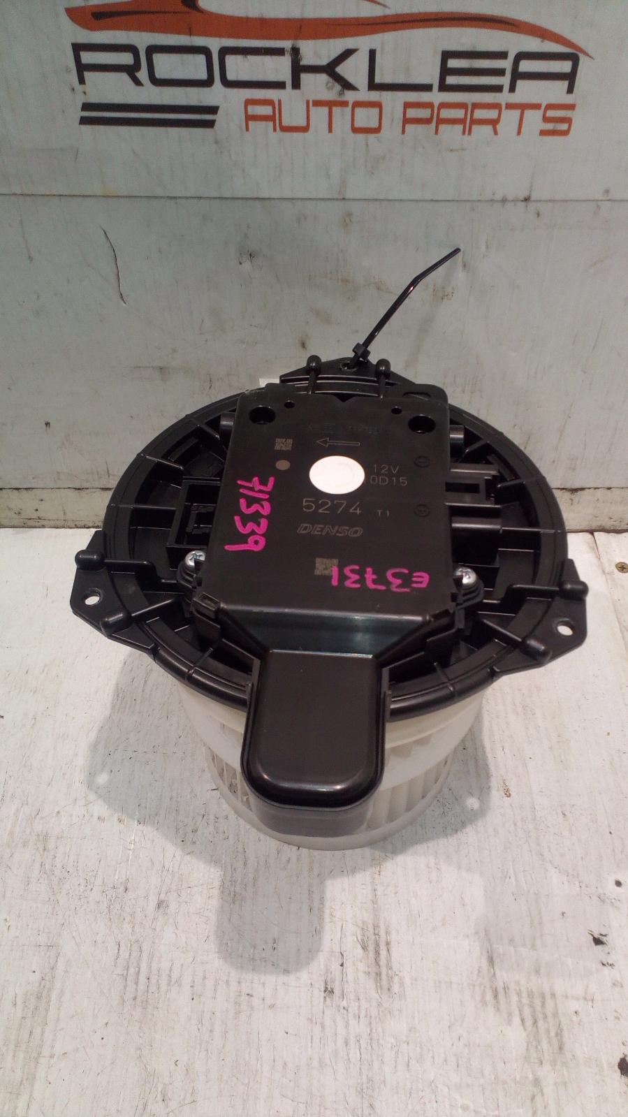View Auto part Heater Fan Motor Toyota Corolla 2020