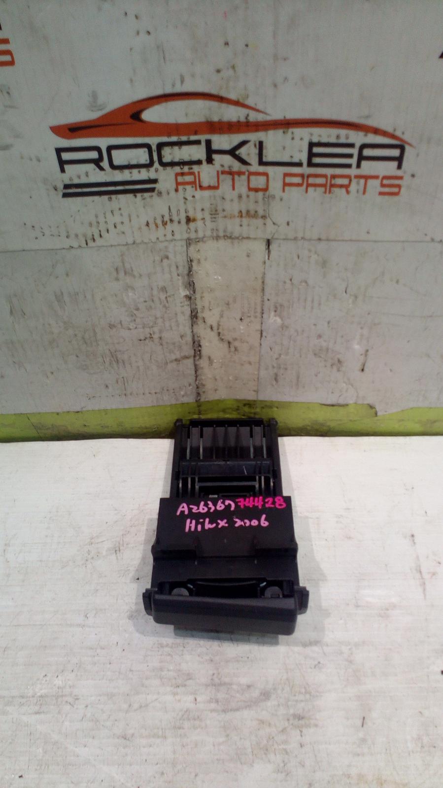 View Auto part Trim Panel Toyota Hilux 2006