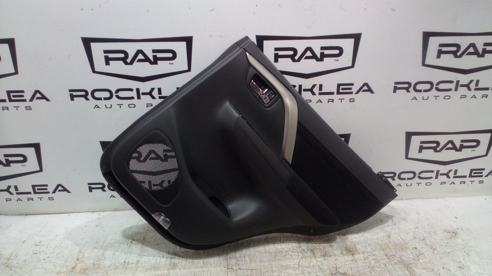 View Auto part Door Trim Mitsubishi Pajero 2021
